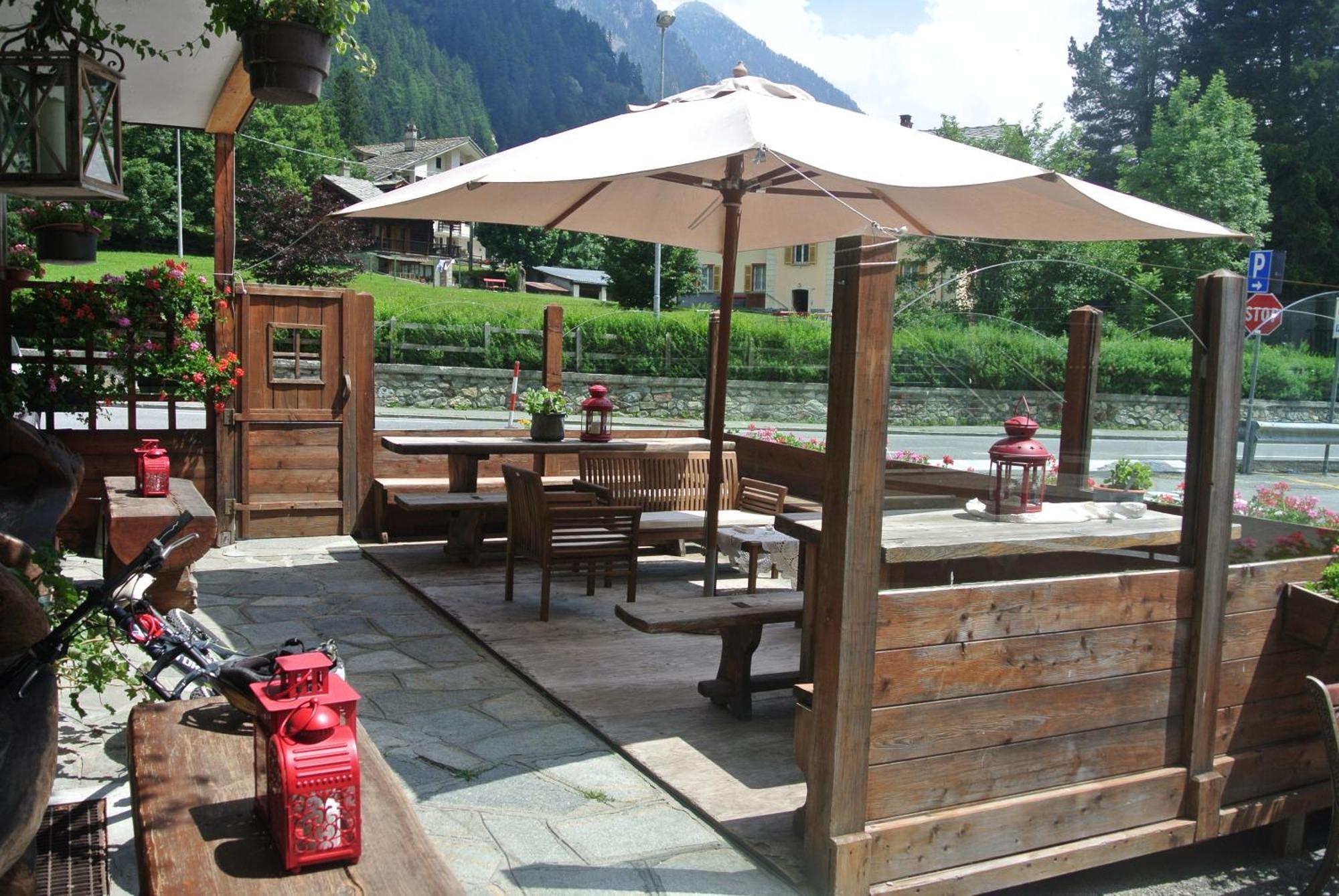 Albergo Alpenrose Ski&Bike Mountain Hotel Gressoney-Saint-Jean Eksteriør bilde
