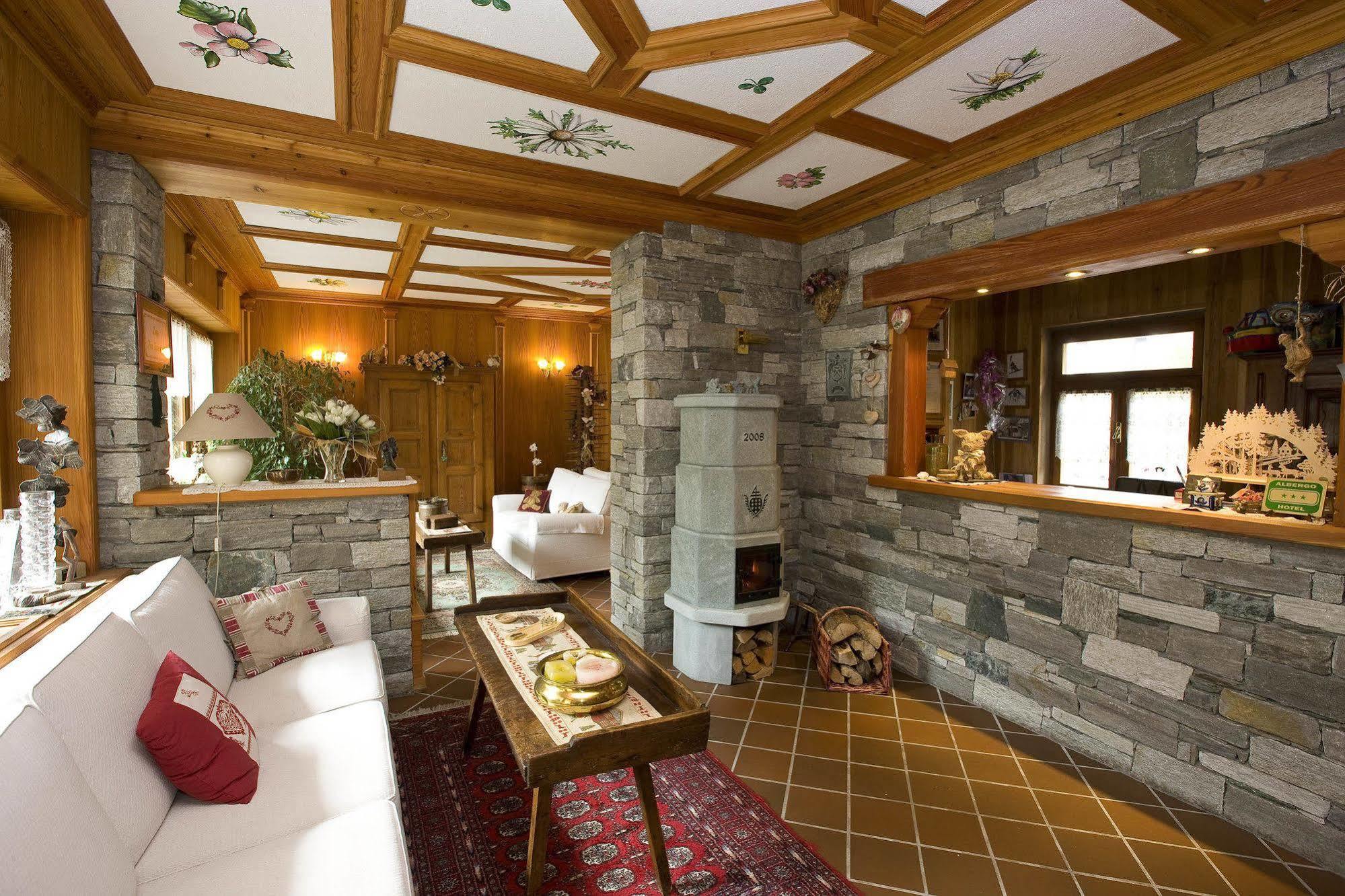 Albergo Alpenrose Ski&Bike Mountain Hotel Gressoney-Saint-Jean Eksteriør bilde